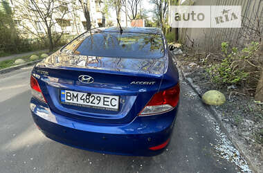 Седан Hyundai Accent 2011 в Киеве