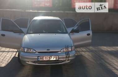 Седан Hyundai Accent 1996 в Кривом Роге