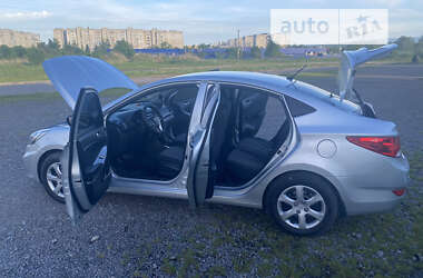 Седан Hyundai Accent 2011 в Дрогобыче
