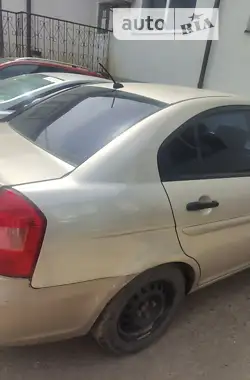 Hyundai Accent 2008