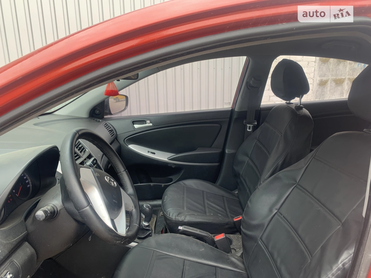 2011 Hyundai Accent - мініатюра 12