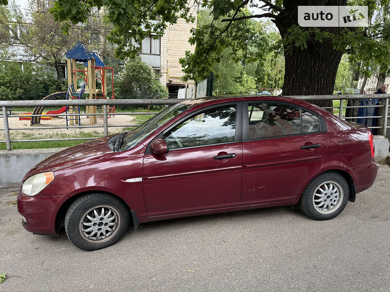 Седан Hyundai Accent 2007 в Ірпені