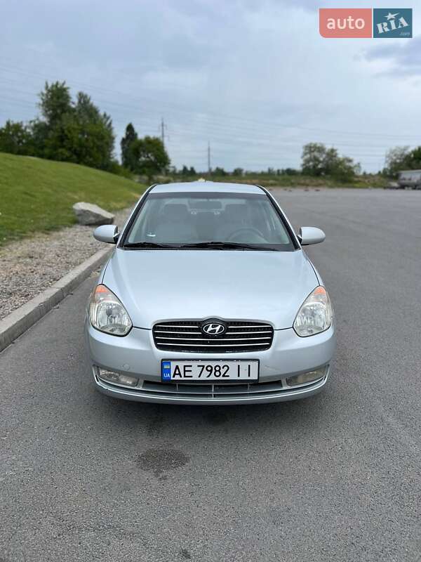 Седан Hyundai Accent 2008 в Дніпрі