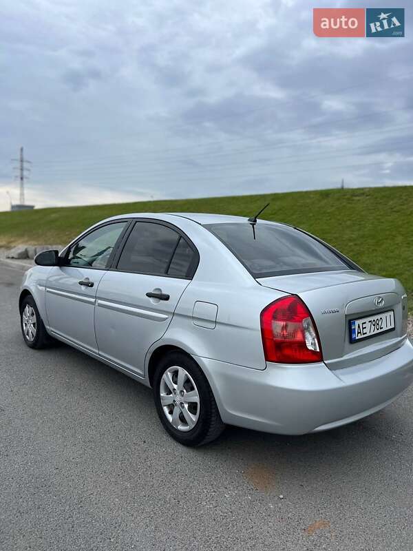 Седан Hyundai Accent 2008 в Дніпрі