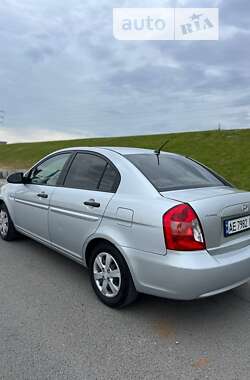 Седан Hyundai Accent 2008 в Дніпрі