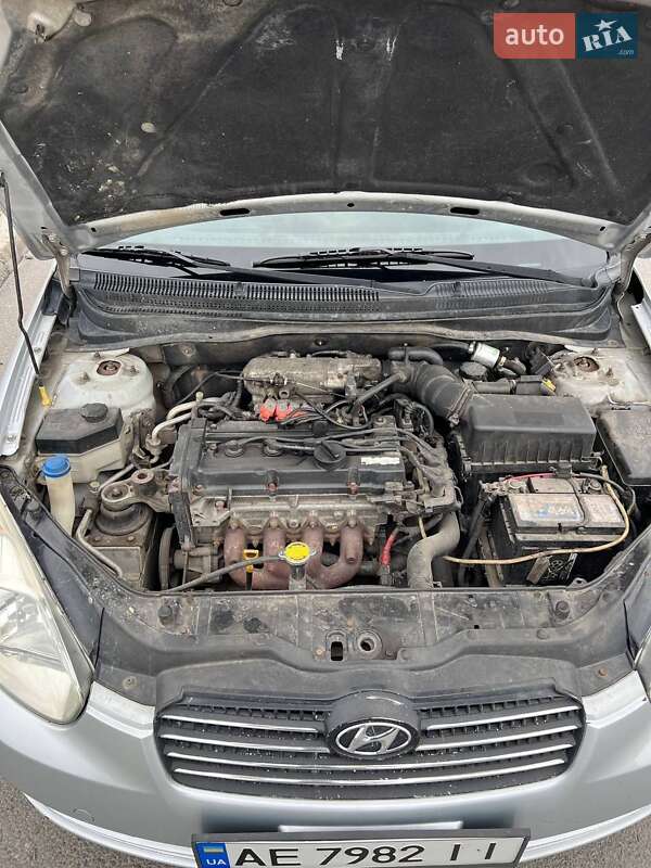 Седан Hyundai Accent 2008 в Дніпрі