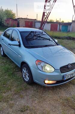 Седан Hyundai Accent 2008 в Каневі