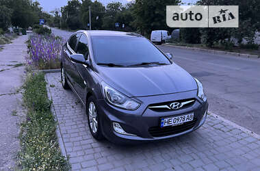 Седан Hyundai Accent 2013 в Миколаєві