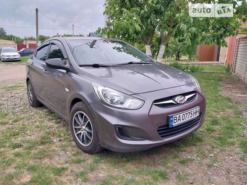 Седан Hyundai Accent 2014 в Александрие