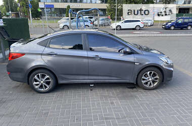 Седан Hyundai Accent 2011 в Києві