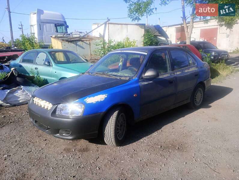 Седан Hyundai Accent 2003 в Запорожье фото 4 Седан Hyundai Accent 2003 в Запорожье
