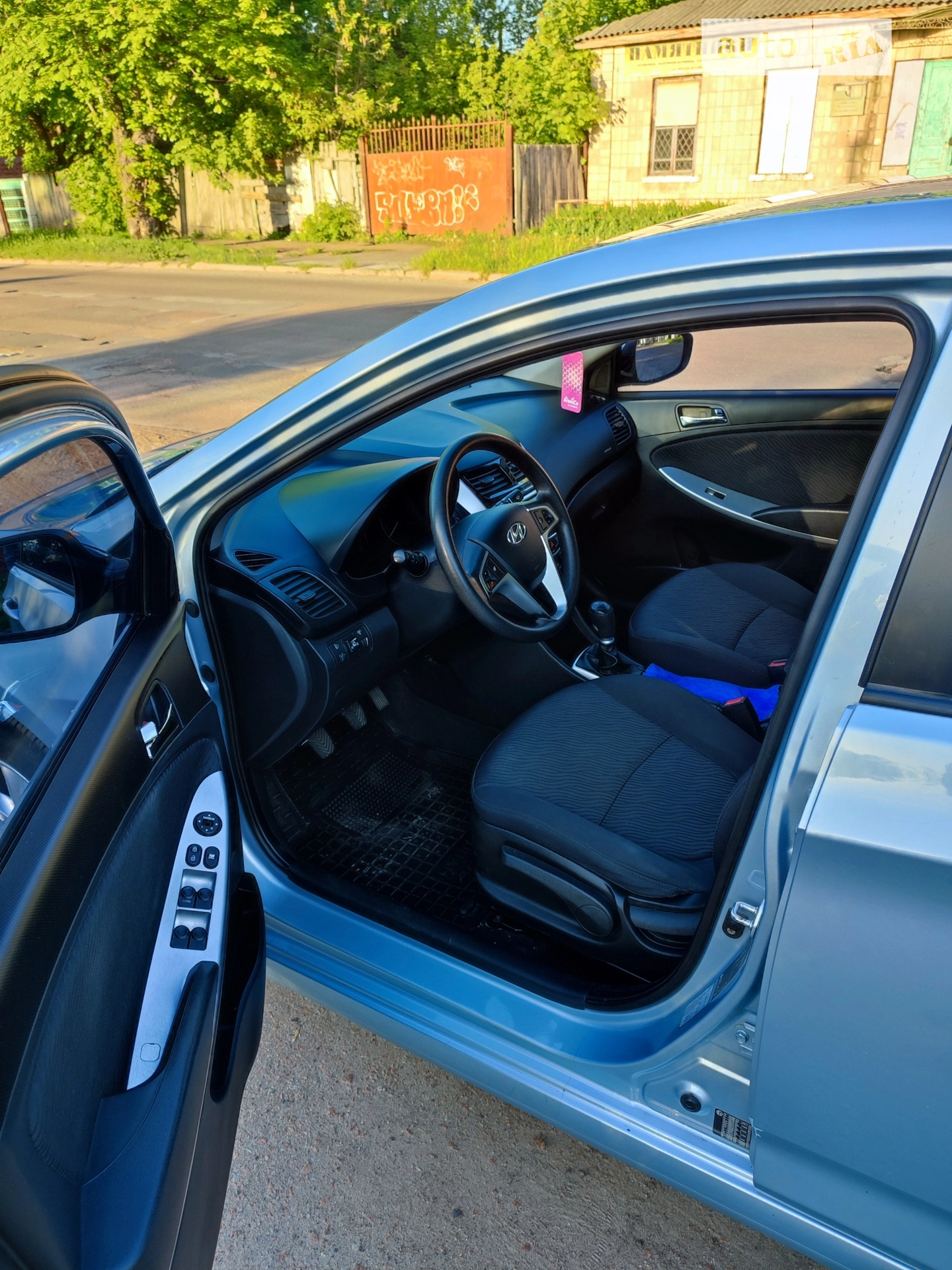 2011 Hyundai Accent - мініатюра 6