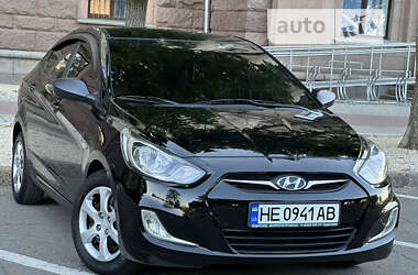 Седан Hyundai Accent 2012 в Миколаєві
