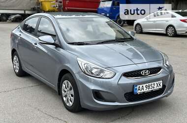 Седан Hyundai Accent 2019 в Києві