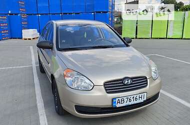 Hyundai Accent 2010