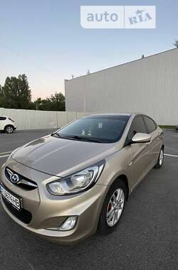 Седан Hyundai Accent 2012 в Полтаві