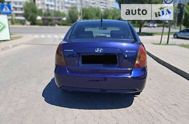 Седан Hyundai Accent 2009 в Запорожье