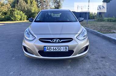 Седан Hyundai Accent 2013 в Вінниці