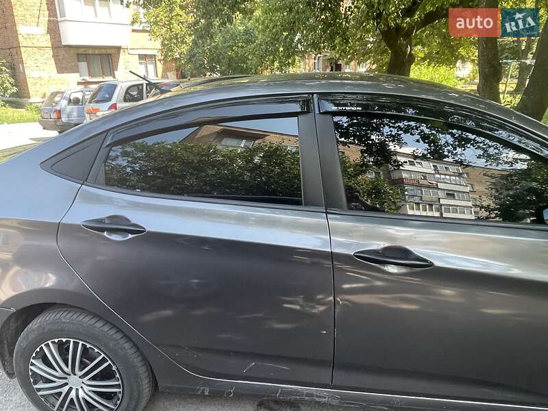 Седан Hyundai Accent 2011 в Конотопі
