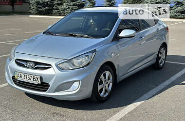 Седан Hyundai Accent 2012 в Броварах