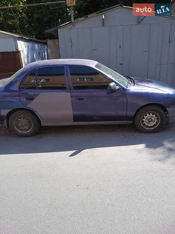 Седан Hyundai Accent 1995 в 