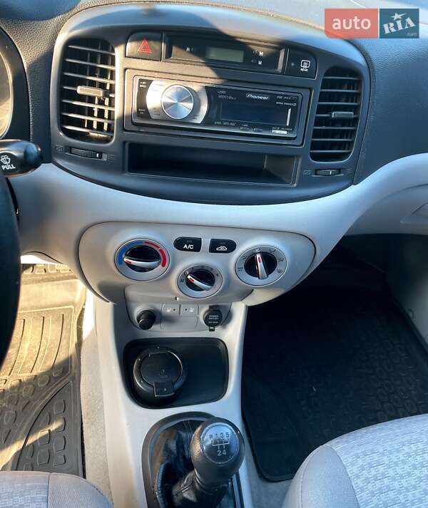 Седан Hyundai Accent 2008 в Києві фото 15 Седан Hyundai Accent 2008 в Києві