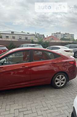 Седан Hyundai Accent 2011 в Херсоне