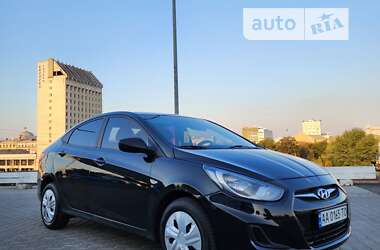 Седан Hyundai Accent 2013 в Харькове