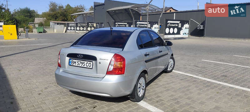 Седан Hyundai Accent 2008 в Черновцах