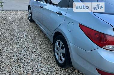 Седан Hyundai Accent 2011 в 