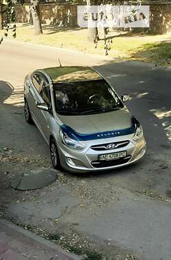 Седан Hyundai Accent 2011 в Запоріжжі