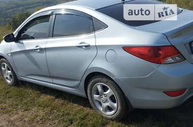 Седан Hyundai Accent 2011 в Черновцах