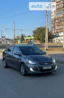 Седан Hyundai Accent 2012 в Харькове