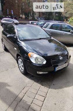 Седан Hyundai Accent 2008 в Киеве