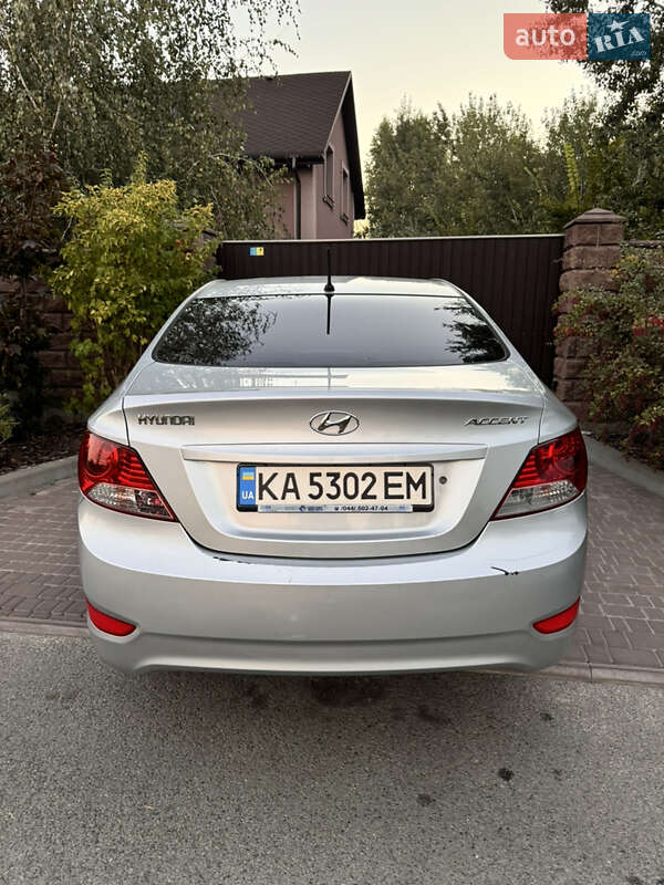 Седан Hyundai Accent 2011 в Києві