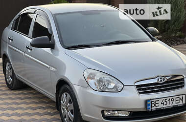 Седан Hyundai Accent 2011 в Миколаєві