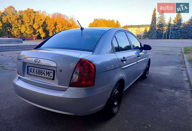 Седан Hyundai Accent 2008 в Лозовой