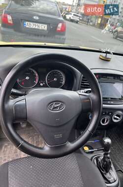 Хэтчбек Hyundai Accent 2008 в 