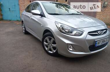 Седан Hyundai Accent 2012 в Ірпені