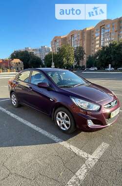 Седан Hyundai Accent 2012 в Броварах