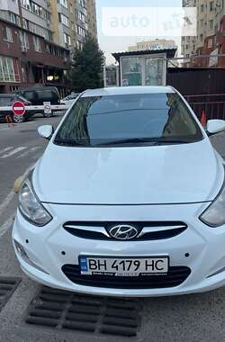 Седан Hyundai Accent 2013 в Одессе