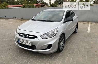 Седан Hyundai Accent 2011 в Козельщине