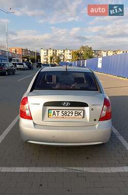 Седан Hyundai Accent 2008 в Калуше