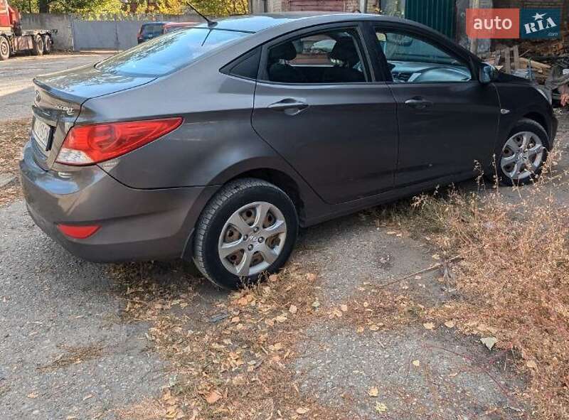 Седан Hyundai Accent 2012 в Харькове