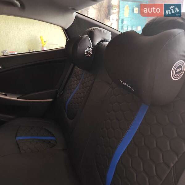 Седан Hyundai Accent 2012 в Миколаєві
