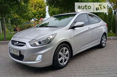 Седан Hyundai Accent 2012 в Дніпрі