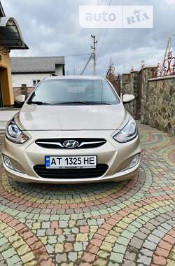 Hyundai Accent 2011