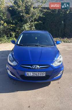 Hyundai Accent 2011