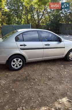 Hyundai Accent 2008