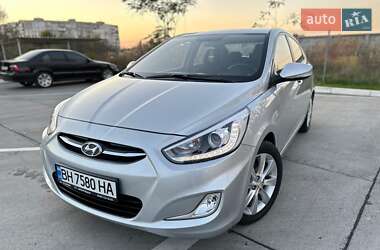 Седан Hyundai Accent 2015 в Одессе